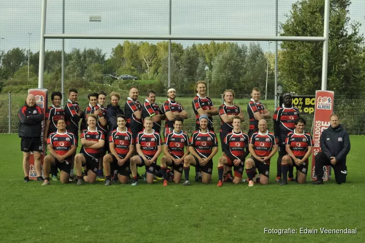 Eerste competitie wedstrijd Rugby Club Bulldogs Almere een spektakel