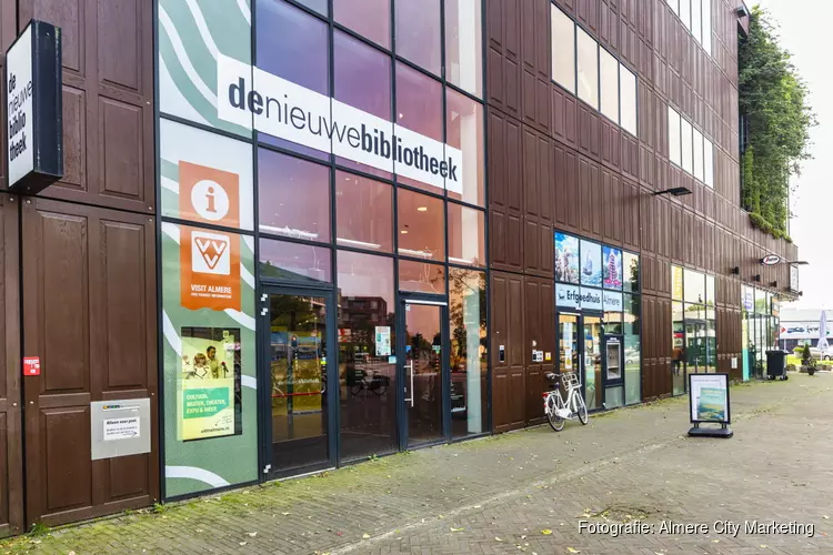 Almere Buiten heeft eigen VVV servicepunt in bibliotheek aan Baltimoreplein