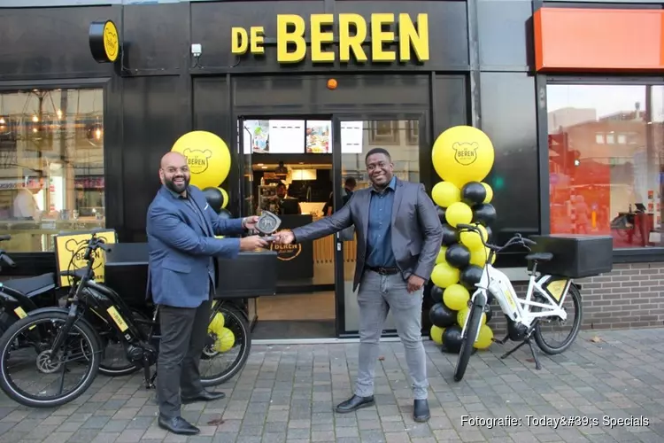 De Beren heropent 22e bezorgrestaurant in Almere Centrum