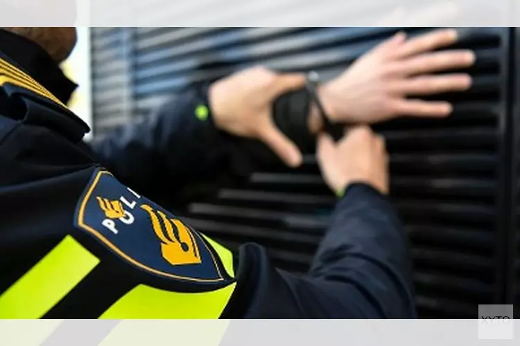 Politie houdt 14-jarig meisje aan voor betrokkenheid bij steekincident in Almere