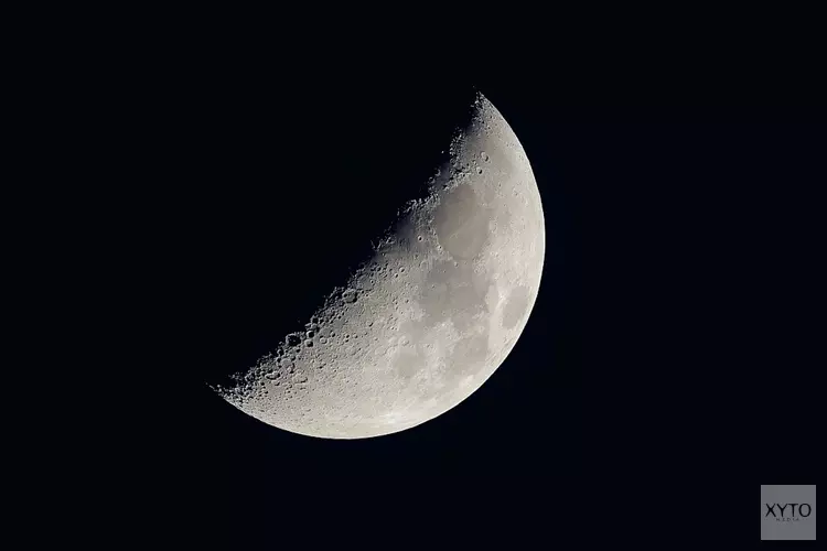 De maan centraal tijdens de landelijke sterrenkijkdagen