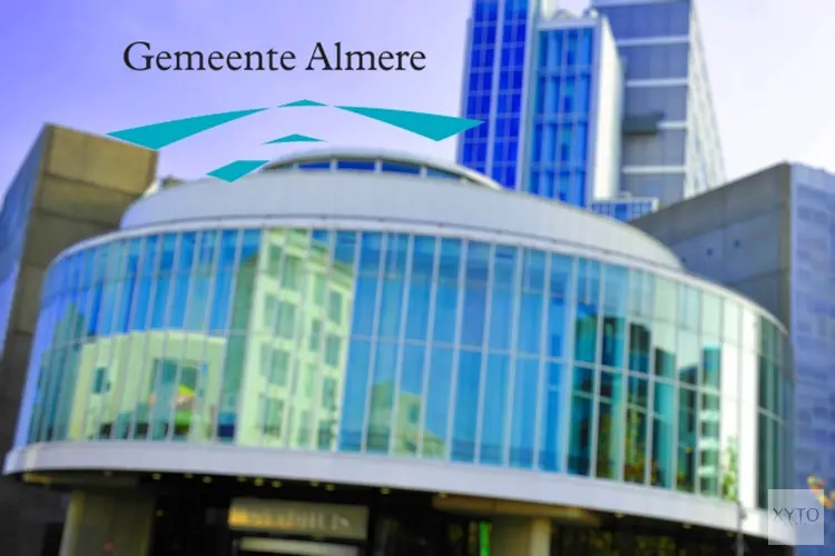 Station Almere Centrum gewoon open voor reizigers Floriade