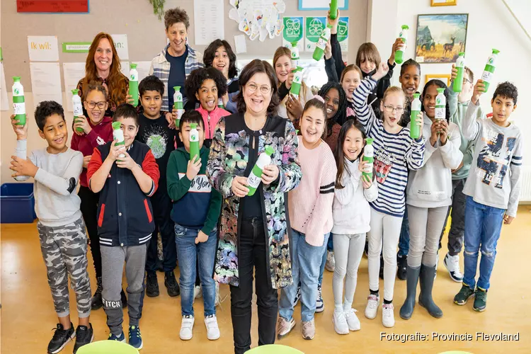 De voorjaarseditie van de Duurzame Scholenkrant Flevoland is uit