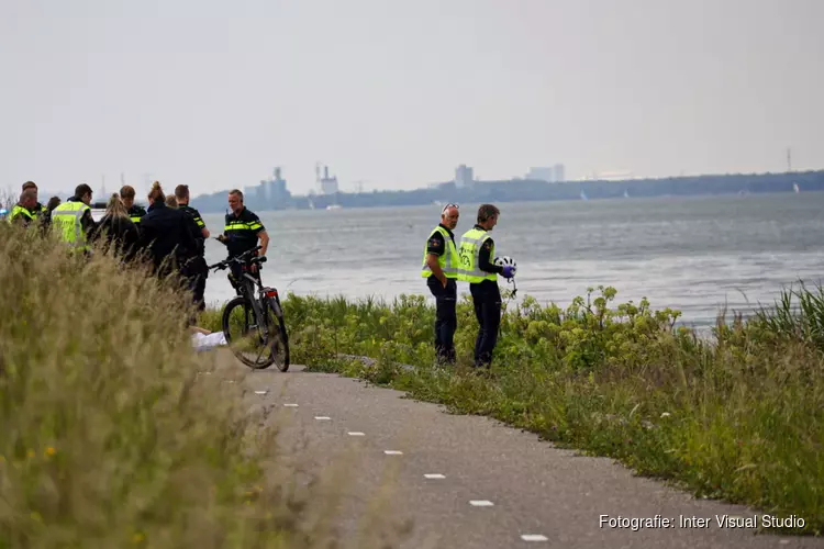 Overleden wielrenner aangetroffen in Almere