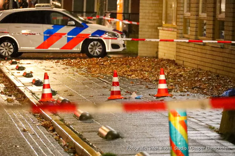 Man zwaargewond na schietincident in Almere