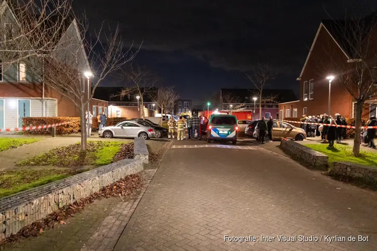 Explosie in Almere. EOD ter plaatse, twintig woningen ontruimd