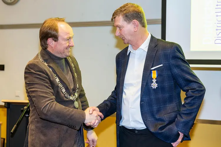 Almeerder Rob Kristel benoemd tot Ridder in de Orde van Oranje-Nassau