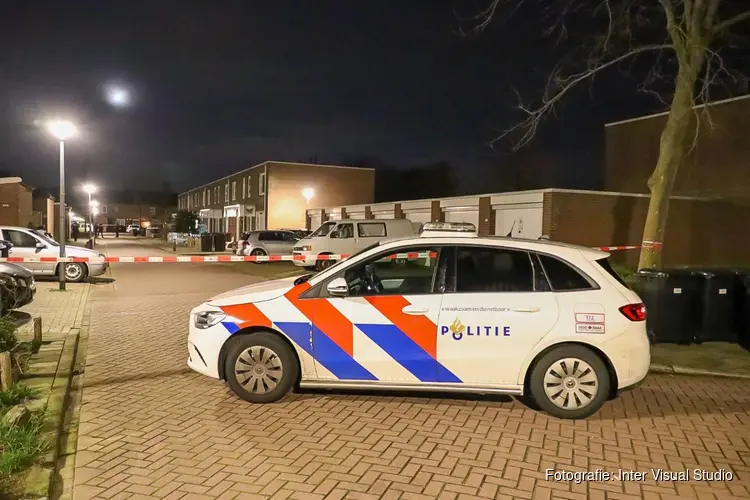 Explosie bij woning in Almere Haven