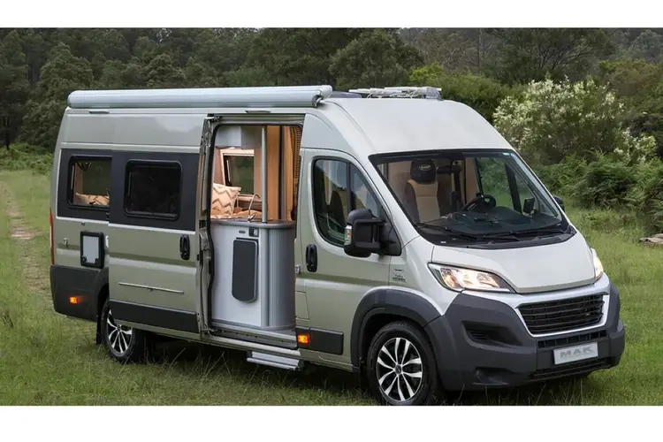 AST softclose bij Camper Profi