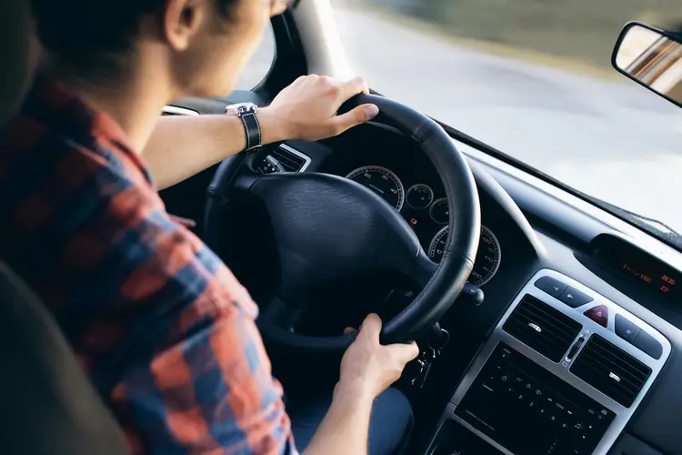 Waarom je je auto voor zakelijk gebruik moet verzekeren