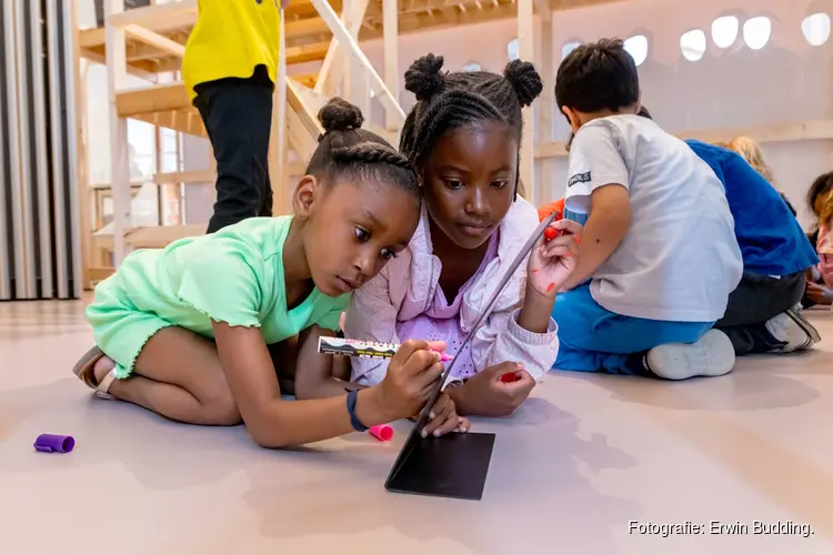 Familiefestival van Kunstmuseum M. in het teken van Sachi Miyachi’s minigolfbaan