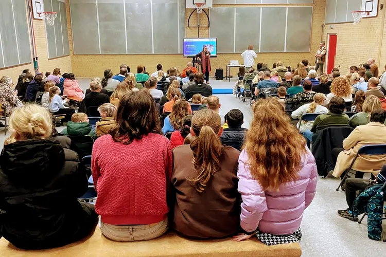 Overweldigende belangstelling voor middelbare vrijeschool Waldorf Almere