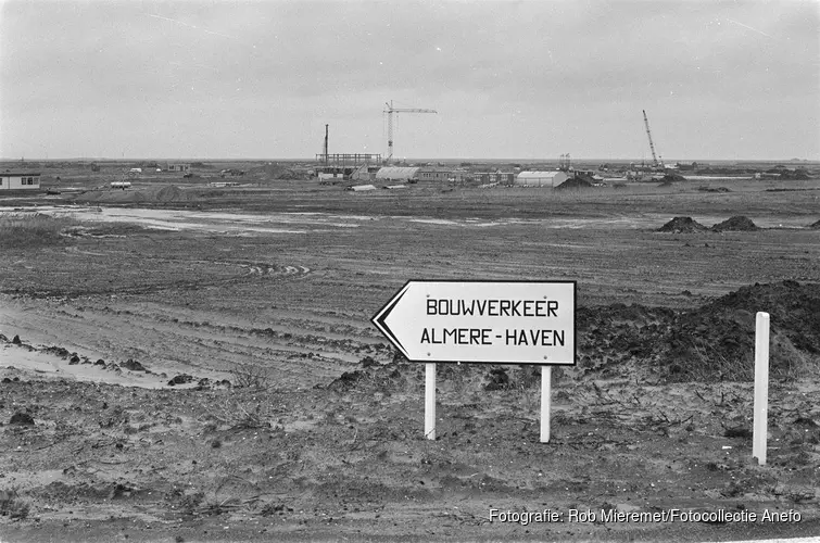 Het Bovengronds Erfgoed van Almere geëxposeerd